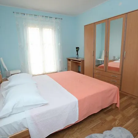 Seaside Paradise Apartament *